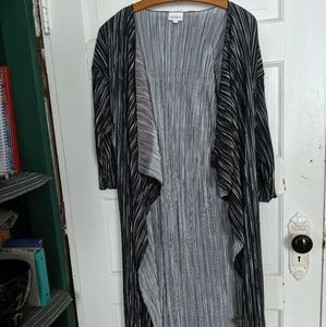 Lularoe Shirley Kimono ribbed Medium